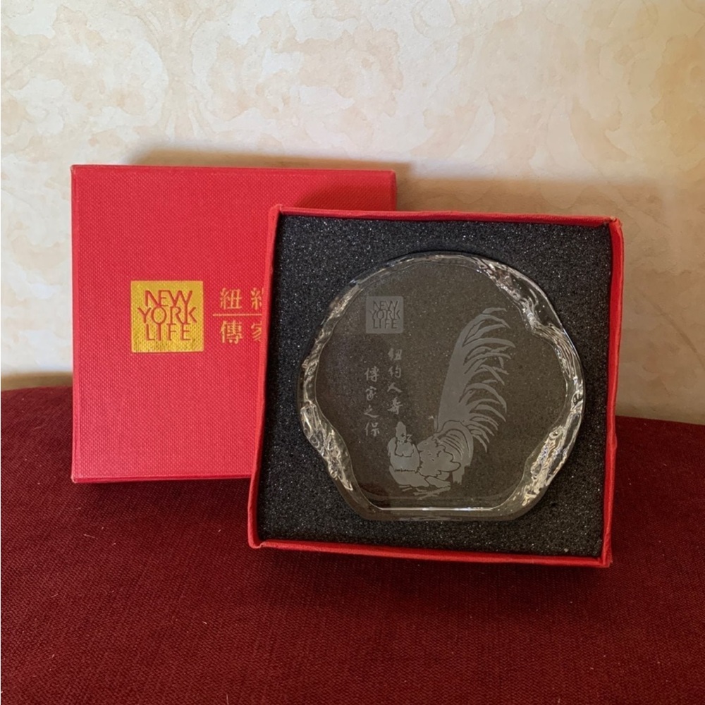‼️Never Used‼️ 3D Laser Crystal Clear Paperweights-Rooster